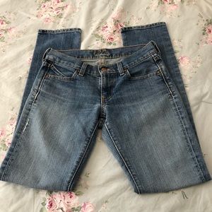 Old Navy jeans Diva size 0 regular waist 28